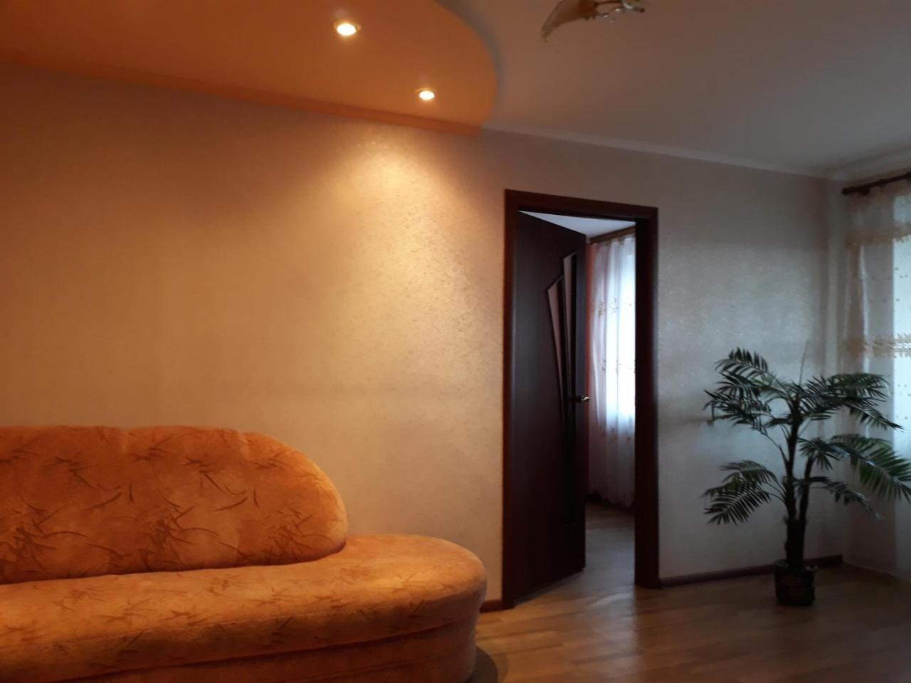 Apartment - Gorkogo Street Гродно Екстер'єр фото