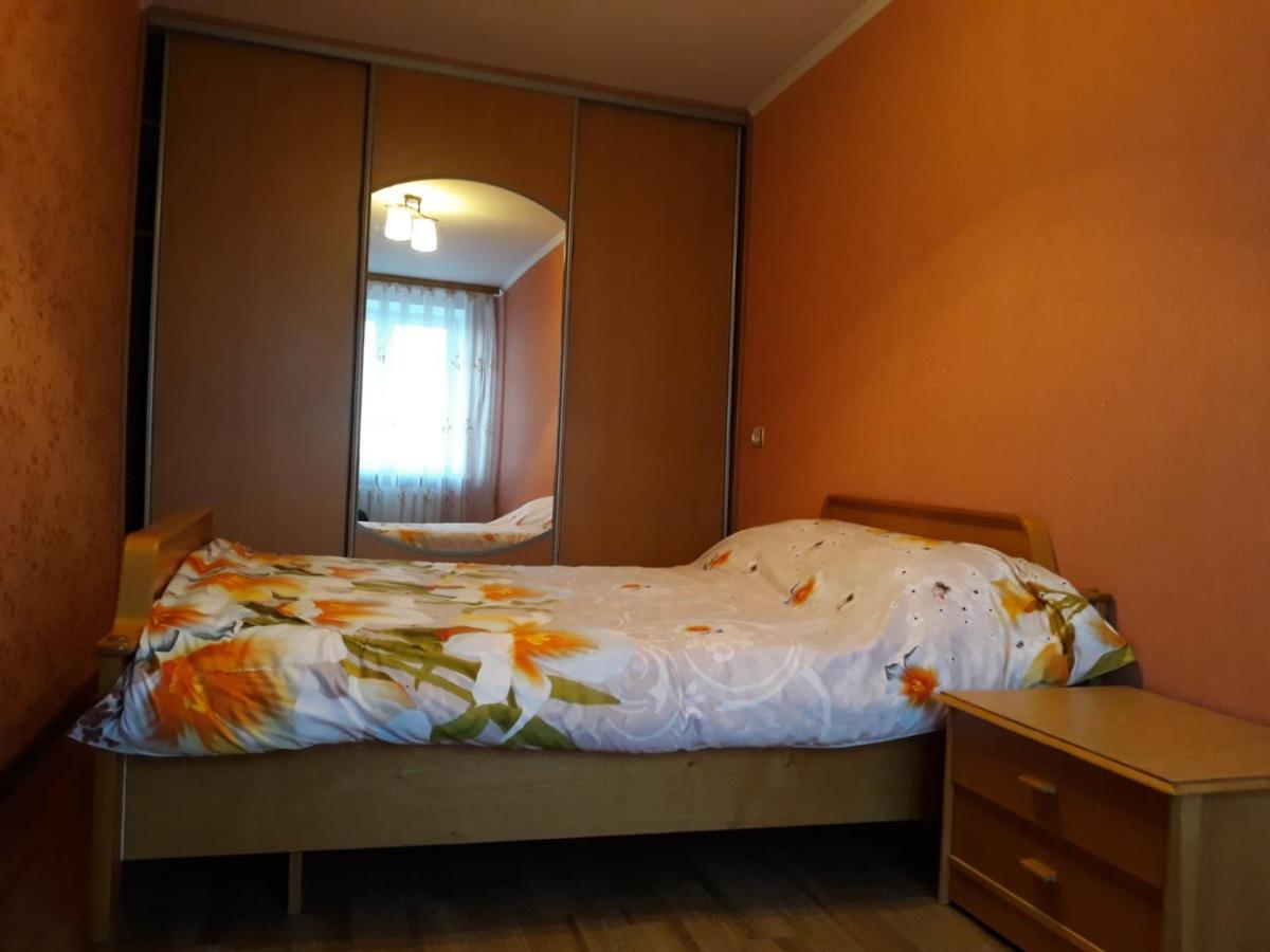 Apartment - Gorkogo Street Гродно Екстер'єр фото